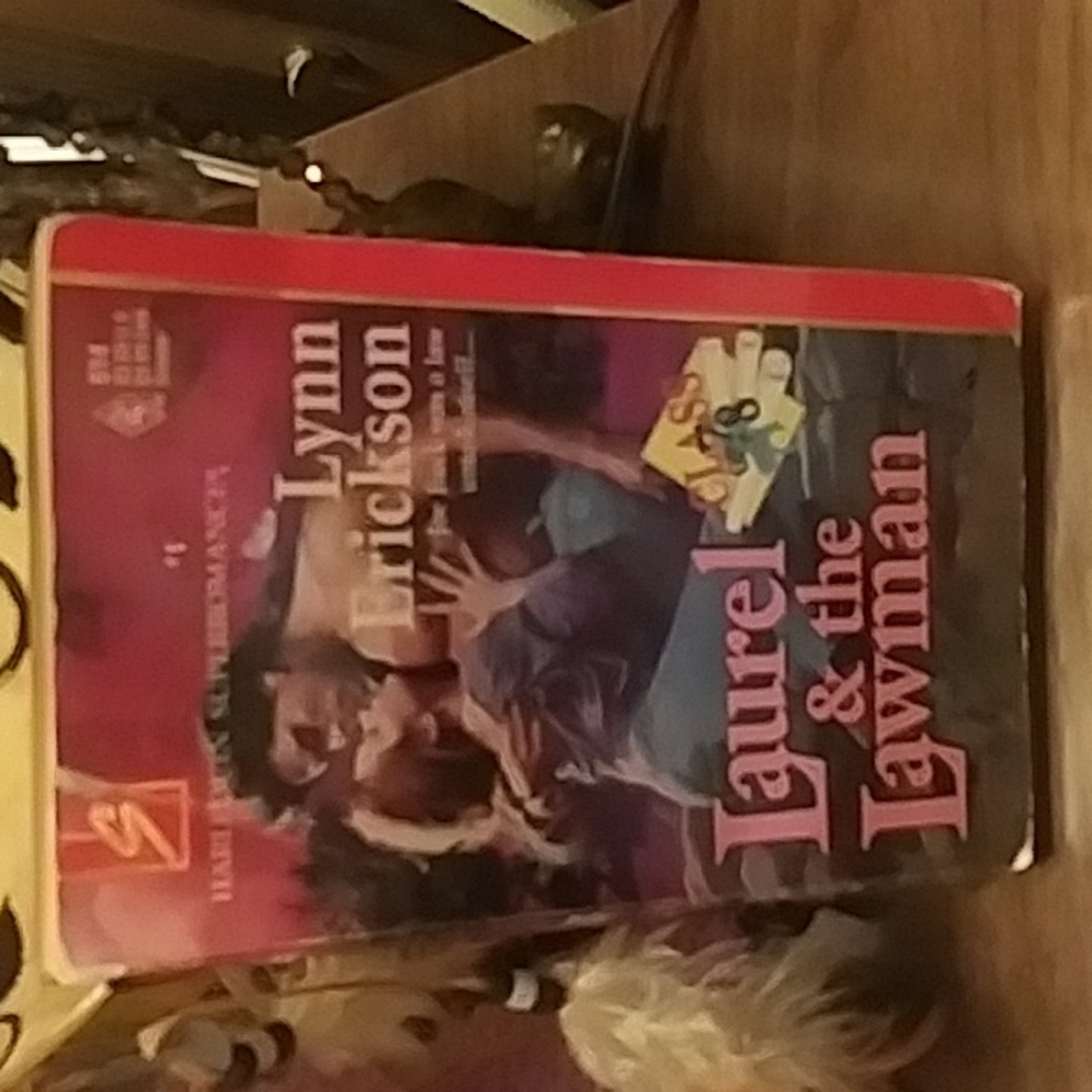 vintage 1994  laurel and the lawman romance paperback book